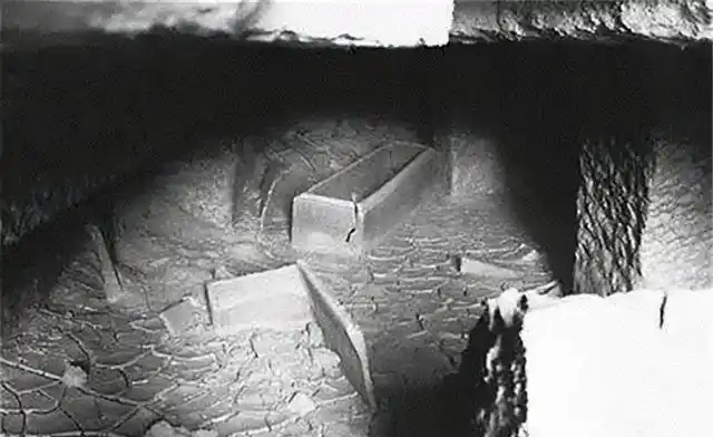 盗墓团伙专业化发展_古代盗墓新手段_现实的盗墓凶险吗