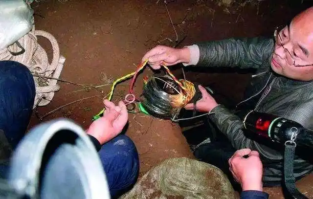 盗墓团伙专业化发展_古代盗墓新手段_现实的盗墓凶险吗