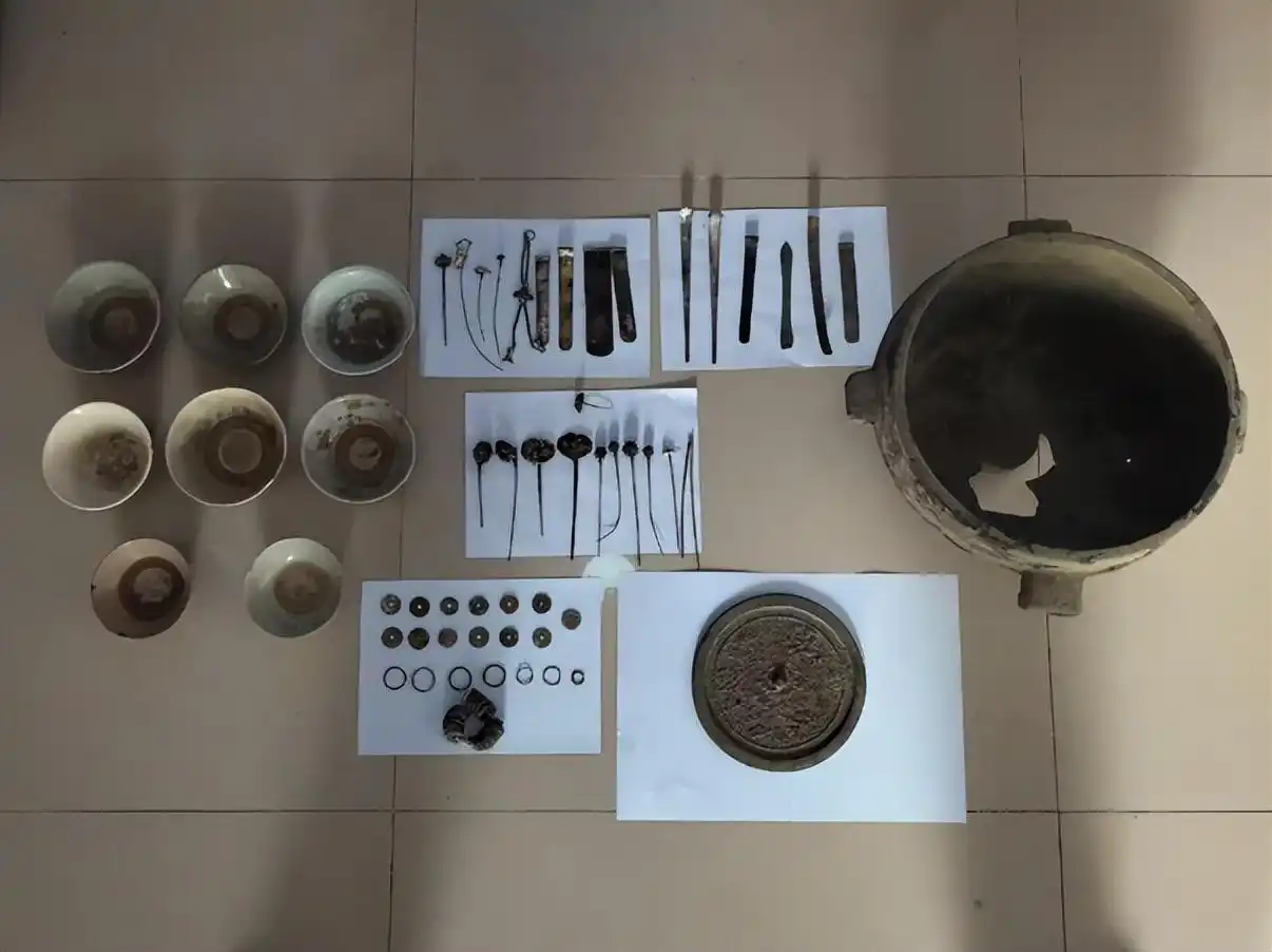 盗墓行为法律后果_古墓保护与文化遗产_现实的盗墓凶险吗