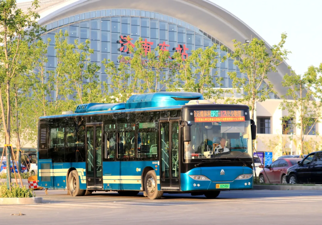 济南公交历史发展_济南火车站到洪家楼的公交车_济南公交线路变迁