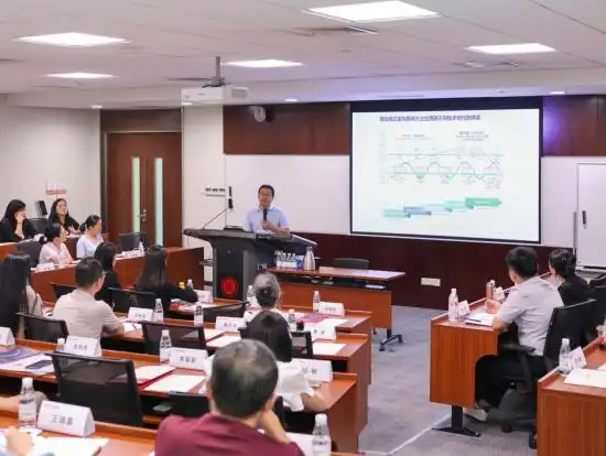 高管中年危机突破_北大汇丰商学院EMBA课程_北京大学在职emba怎么样啊