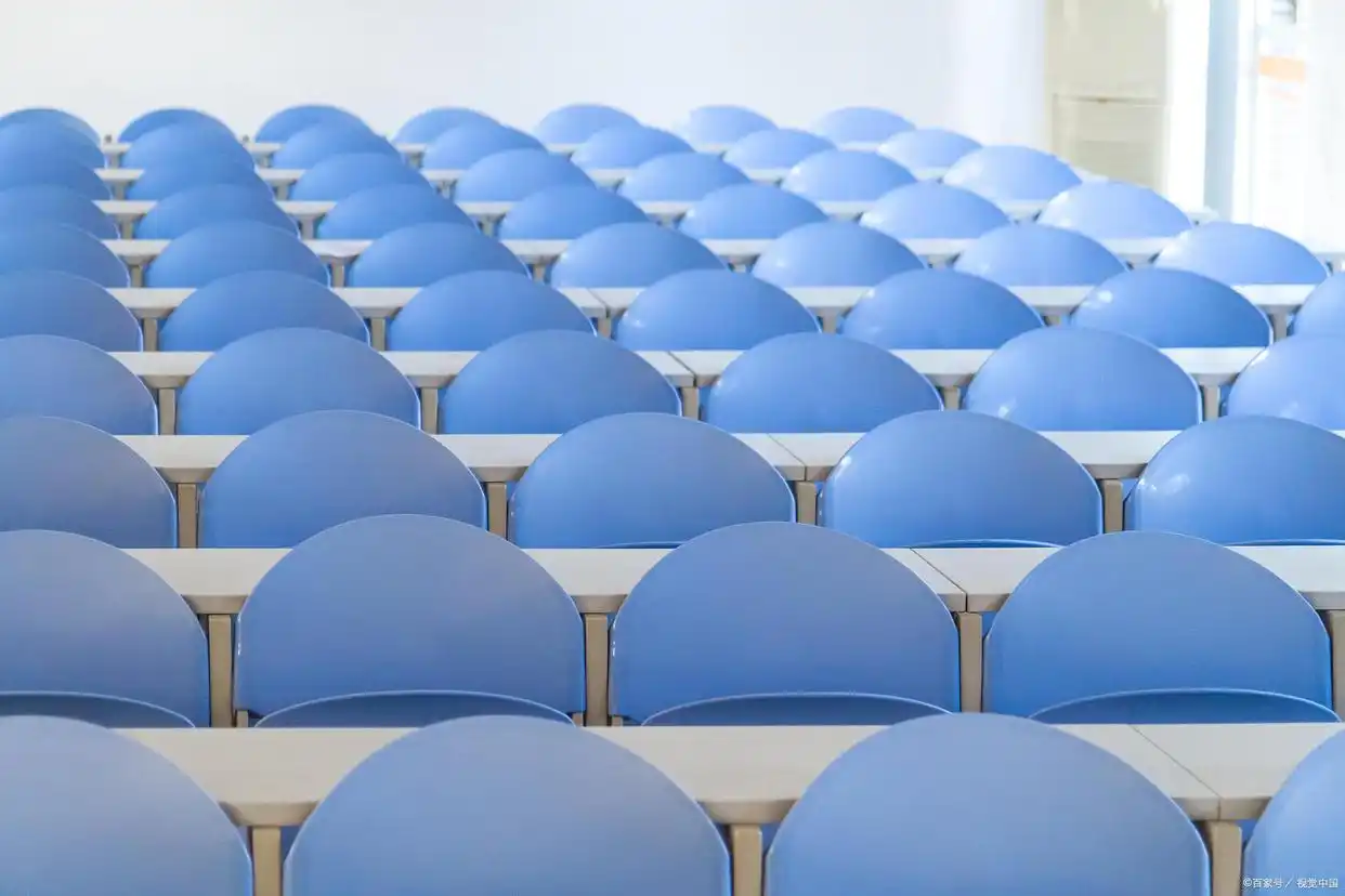 经济金融会计区别_金融学专业就业前景_会计与审计属于经济学吗