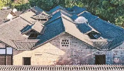老房子带天井的房子优缺点_中国传统建筑天井_明清时期房屋天井设计