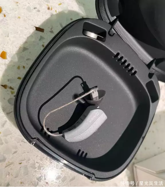 助听器工作原理_助听器危害与选购_音频信号是交流吗
