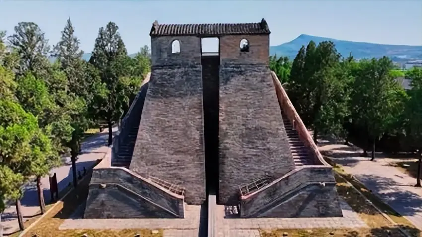 登封少林寺_登封滴滴网约车可以在郑州跑么_嵩山旅游攻略