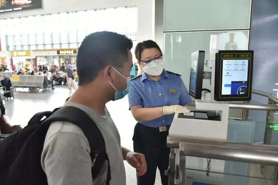 学生怎么订火车票优惠券_学生火车票优惠卡办理_学生票优惠区间规定